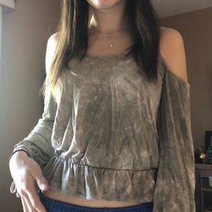 Blouse open shoulder